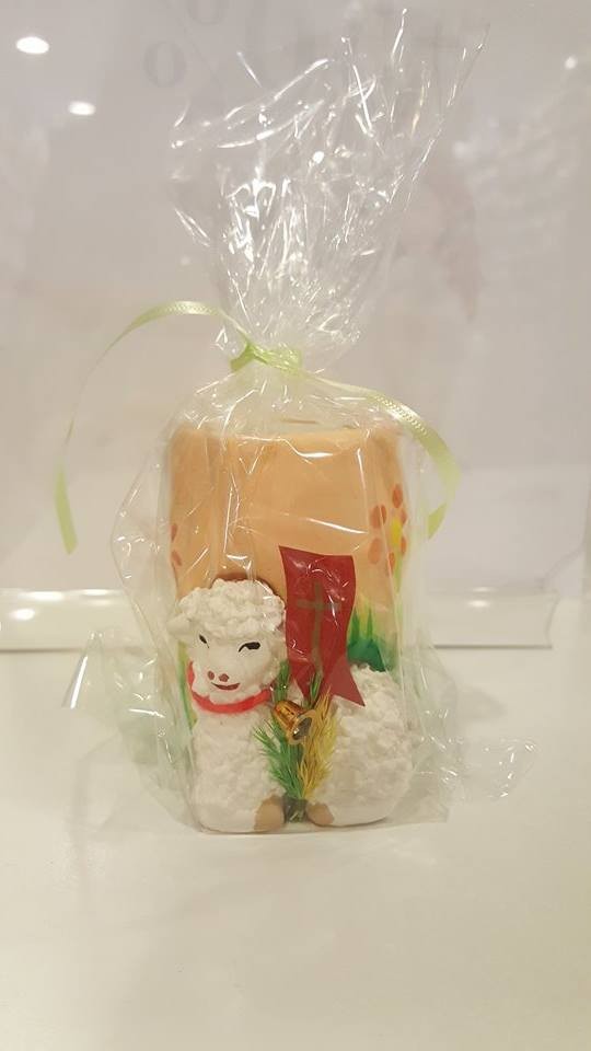 Świeca dekoracyjne, wielkanocna z barankiem